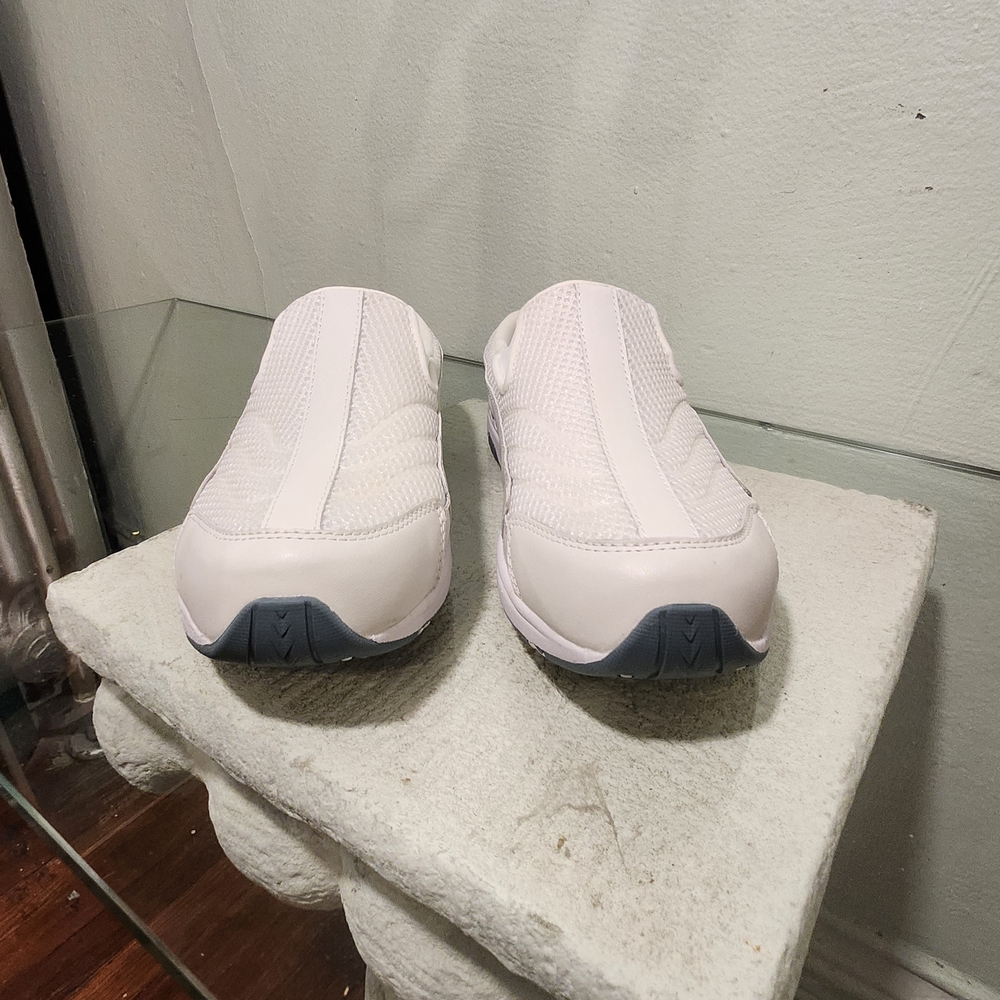 Easy Spirit White Flats with Minimalist Design